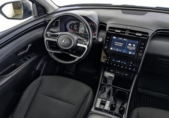 Подержанный автомобиль Hyundai Tucson 2021 года (29 фото)