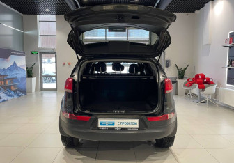 Подержанный автомобиль Kia Sportage 2015 года (7 фото)