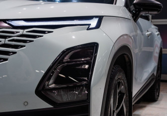 Подержанный автомобиль Omoda C5 2023 года (28 фото)