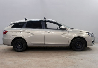 Подержанный автомобиль LADA (ВАЗ) Vesta Wagon 2020 года (5 фото)