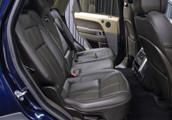 Подержанный автомобиль Land Rover Range Rover Sport 2021 года (12 фото)