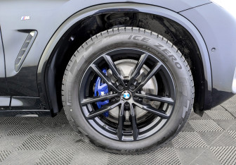 Подержанный автомобиль BMW X4 2021 года (18 фото)