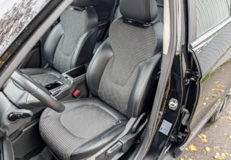 Подержанный автомобиль Москвич 3 2023 года (20 фото)