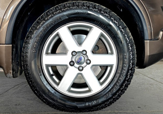 Подержанный автомобиль Volvo XC90 2012 года (18 фото)