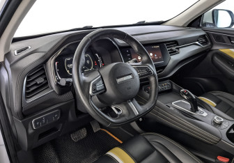 Подержанный автомобиль Haval F7x 2019 года (16 фото)