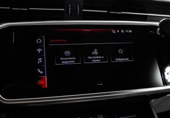 Подержанный автомобиль Audi A6 Sedan 2021 года (22 фото)