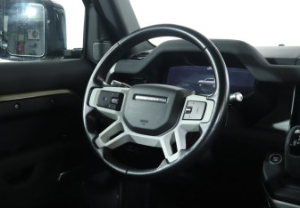 Подержанный автомобиль Land Rover Defender Suv 2020 года (15 фото)