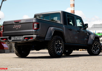 Новый Jeep Gladiator 2023 (4 фото)