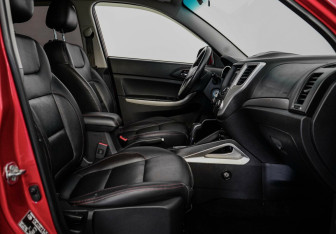 Подержанный автомобиль Changan CS35 2015 года (6 фото)