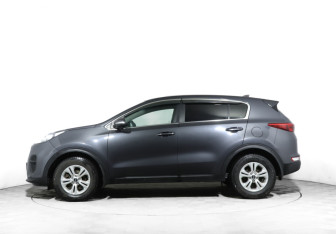 Подержанный автомобиль Kia Sportage 2017 года (8 фото)