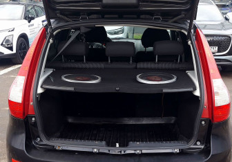 Подержанный автомобиль LADA (ВАЗ) Kalina Hatchback 2013 года (9 фото)