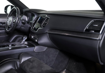 Подержанный автомобиль Volvo XC90 2017 года (10 фото)