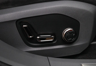 Подержанный автомобиль Zeekr 001 2023 года (10 фото)