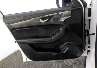 Подержанный автомобиль Haval Jolion 2024 года (18 фото)