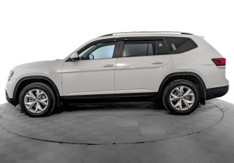 Подержанный автомобиль Volkswagen Teramont 2019 года (8 фото)