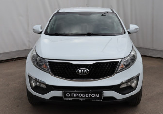 Подержанный автомобиль Kia Sportage 2015 года (2 фото)