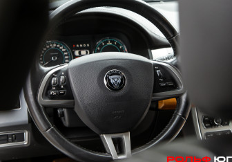 Подержанный автомобиль Jaguar XF Sedan 2014 года (7 фото)