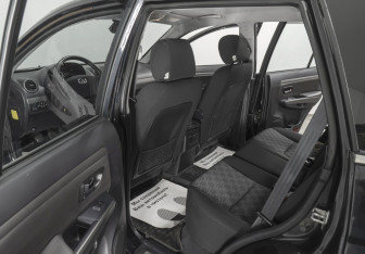 Подержанный автомобиль Great Wall Hover H3 2013 года (15 фото)