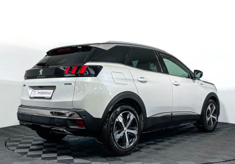 Подержанный автомобиль Peugeot 3008 2018 года (5 фото)
