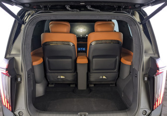 Новый GAC M8 2025 (8 фото)