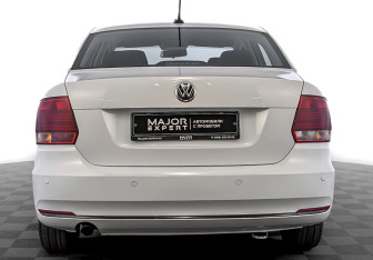 Подержанный автомобиль Volkswagen Polo Sedan 2019 года (6 фото)