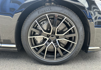 Новый Audi S8 2025 (11 фото)