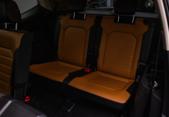 Подержанный автомобиль Volkswagen Teramont 2019 года (12 фото)