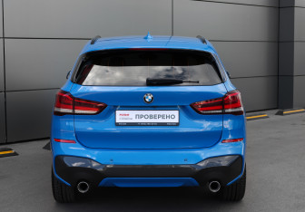 Подержанный автомобиль BMW X1 2019 года (6 фото)