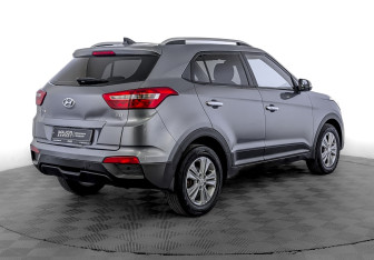 Подержанный автомобиль Hyundai Creta 2018 года (5 фото)