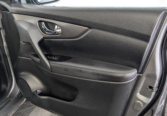 Подержанный автомобиль Nissan Qashqai 2021 года (25 фото)