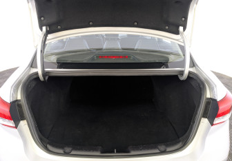 Подержанный автомобиль Changan Alsvin 2023 года (10 фото)