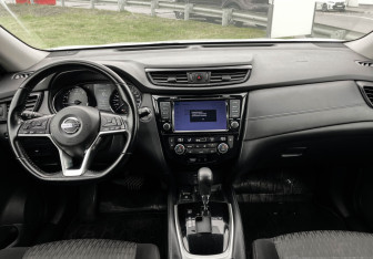 Подержанный автомобиль Nissan X-Trail 2019 года (12 фото)