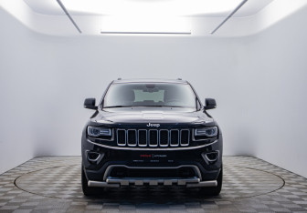 Подержанный автомобиль Jeep Grand Cherokee 2014 года (2 фото)