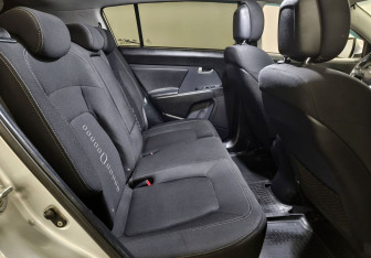 Подержанный автомобиль Kia Sportage 2012 года (13 фото)