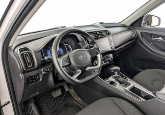 Подержанный автомобиль Hyundai Creta 2021 года (16 фото)