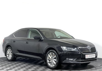 Подержанный автомобиль Skoda Superb Liftback 2018 года (3 фото)