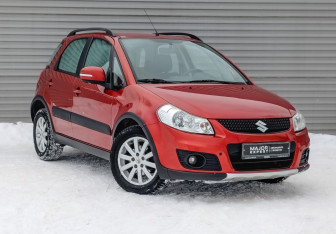 Подержанный автомобиль Suzuki SX4 Hatchback 2011 года (3 фото)