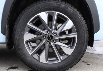 Подержанный автомобиль Exeed LX 2023 года (19 фото)