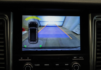 Подержанный автомобиль Porsche Macan 2016 года (15 фото)