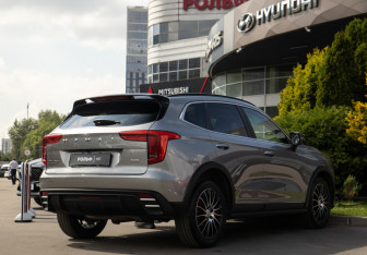 Подержанный автомобиль Haval Jolion 2024 года (4 фото)