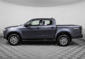 Новый Isuzu D-Max 2025 (8 фото)