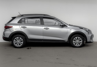 Подержанный автомобиль Kia Rio Hatchback 2021 года (4 фото)