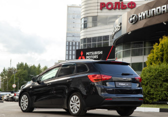 Подержанный автомобиль Kia Ceed Wagon 2014 года (5 фото)
