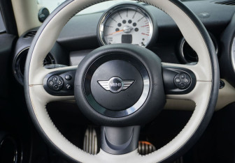 Подержанный автомобиль MINI Clubman Hatchback 2014 года (14 фото)
