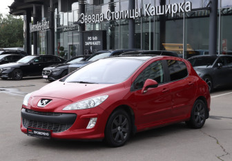 Подержанный автомобиль Peugeot 308 Hatchback 2010 года (1 фото)