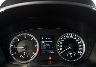 Подержанный автомобиль Hyundai Santa Fe 2019 года (16 фото)