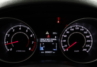 Подержанный автомобиль Mitsubishi ASX 2014 года (7 фото)
