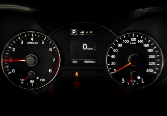 Подержанный автомобиль Kia Cerato Sedan 2018 года (13 фото)