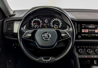 Подержанный автомобиль Skoda Kodiaq 2021 года (21 фото)