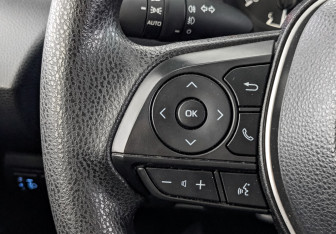 Подержанный автомобиль Toyota Corolla Sedan 2022 года (26 фото)